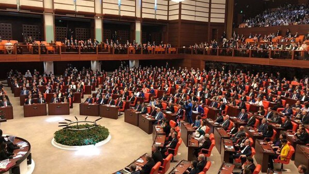 Meclisten Sızdı Ek Ödeme Ödenecek, 25000 TL Üzerinde Emekliye Nakit Para Müjdesi Geldi, Başvurular Başlıyor